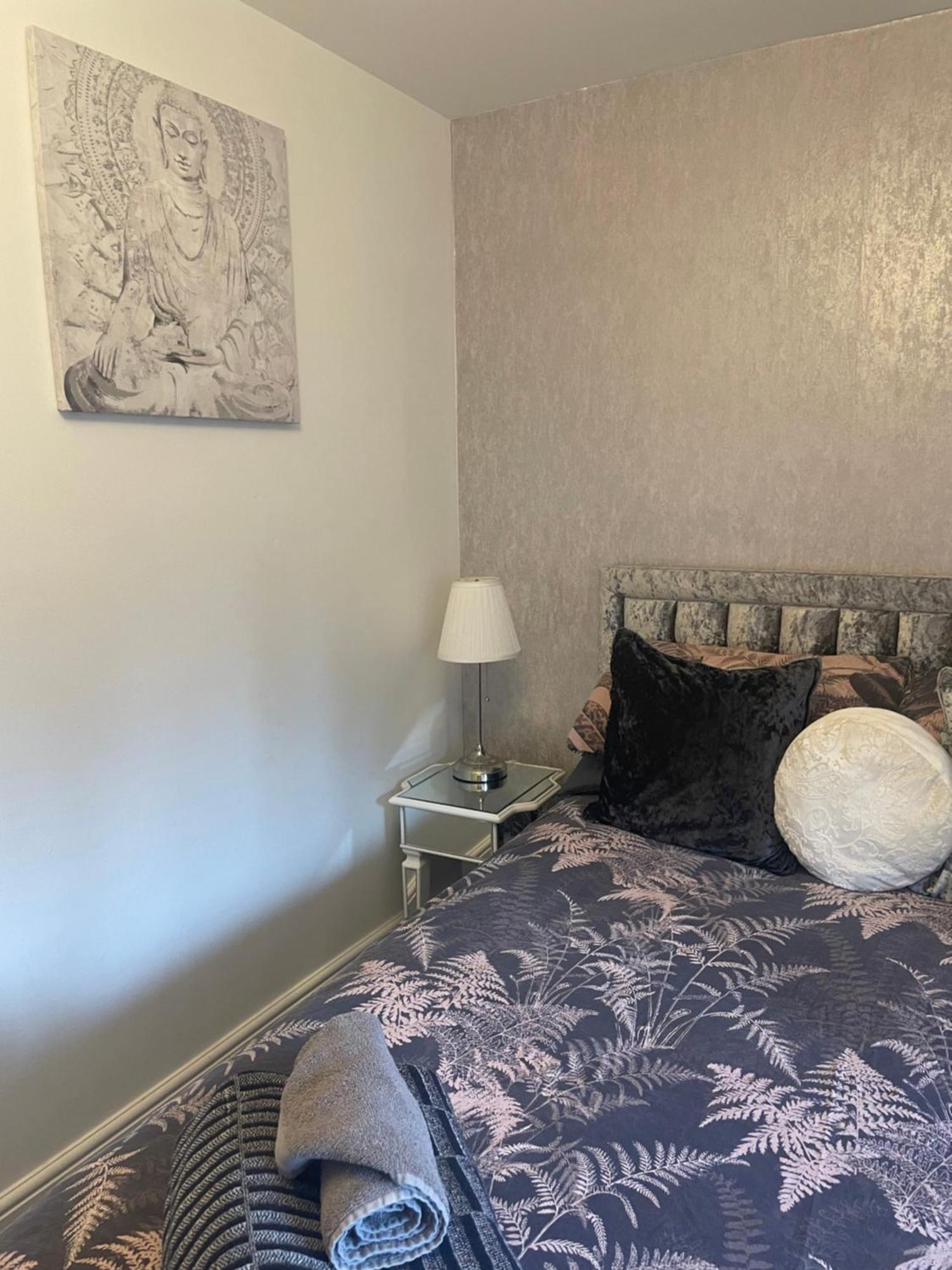 Meadow View Flat 1 Leilighet Hurst Eksteriør bilde